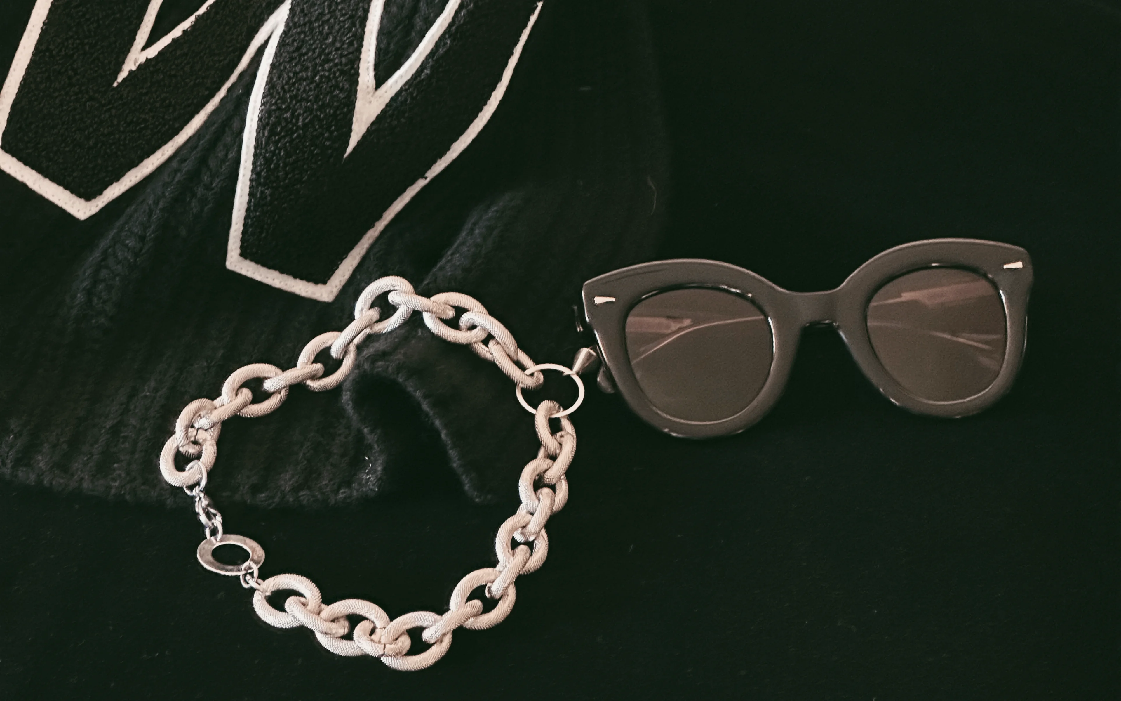 Eyes On Off eye wear chain and spectacles.